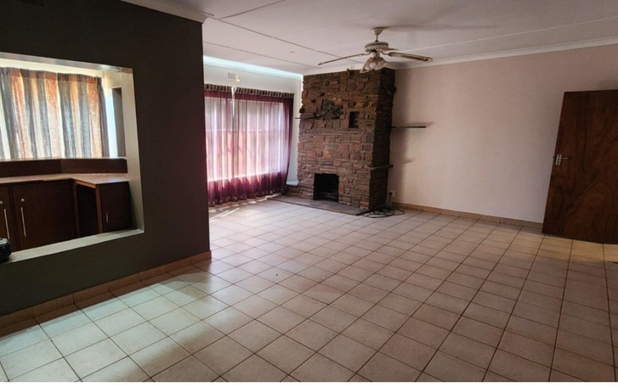 3 Bedroom Property for Sale in Songloed North West